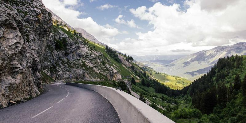 中达财富如何借力金融科技革新投资理财与财富管理体验