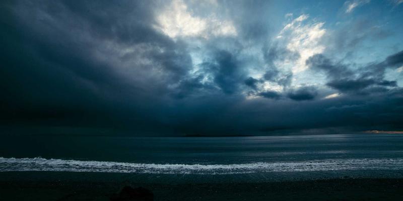 中达财富方案：企业主如何通过家族宪章与接班人体系实现财富永续